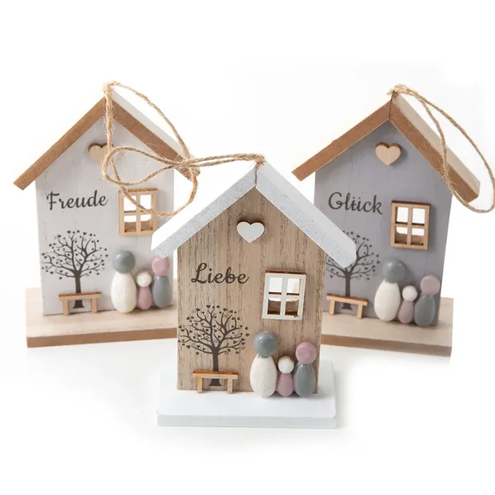 3 Holzhäuser zum Aufhängen – Dekoration für Frühling und Ostern, 16,5 x 10 cm