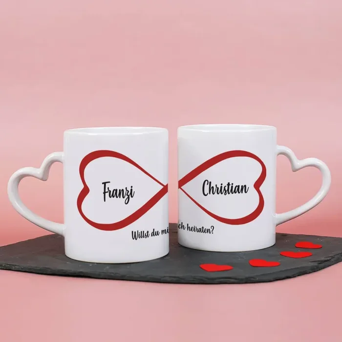 Endlose Liebe – Partnertassen mit Namen und Wunschtext