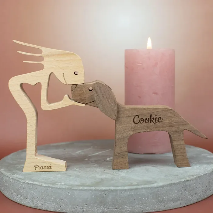 Holzskulptur Frauchen mit Hund – personalisiert mit zwei Namen | Geschenk für Hundebesitzer