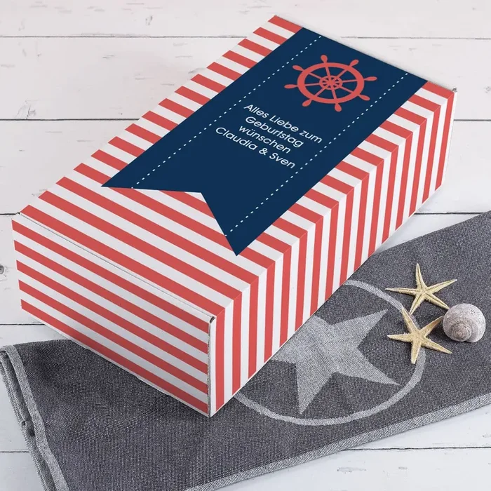 Maritime Geschenkverpackung mit Wunschtext